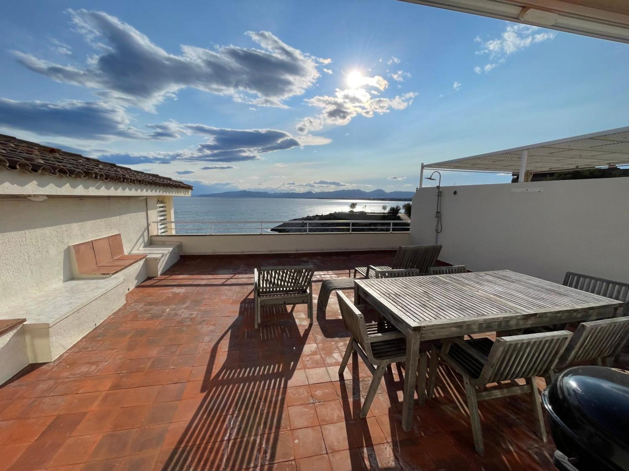 Apartamento Rits Beachfront 살루 외부 사진