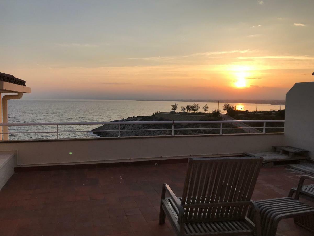 Apartamento Rits Beachfront 살루 외부 사진